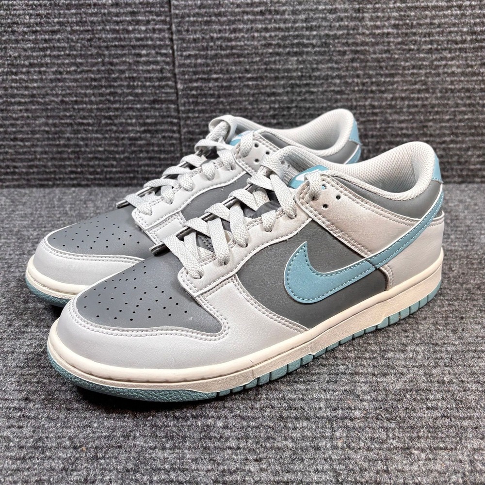 Nike Dunk Low (GS), Sz 6.5Y/8 Womans